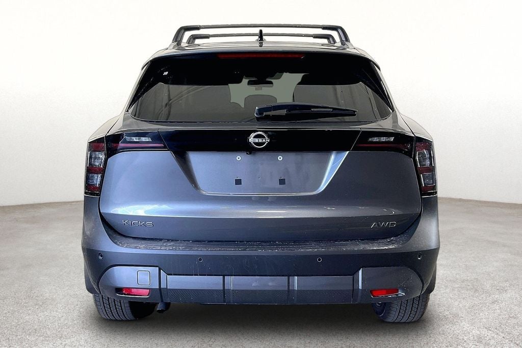 2027 Nissan Kicks SR