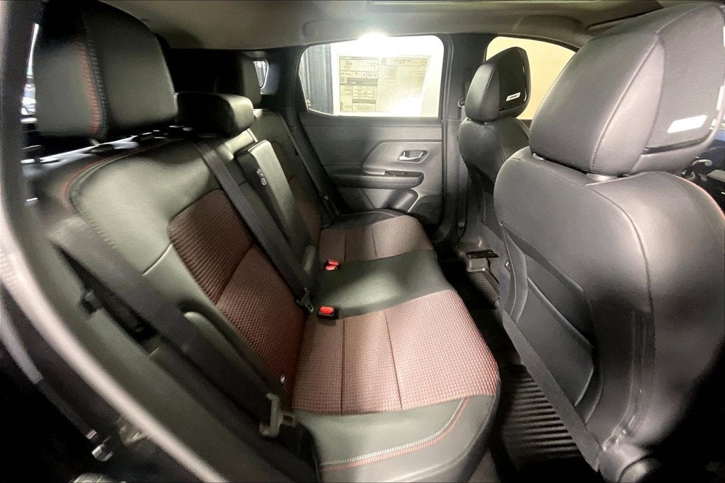 2027 Nissan Kicks SR