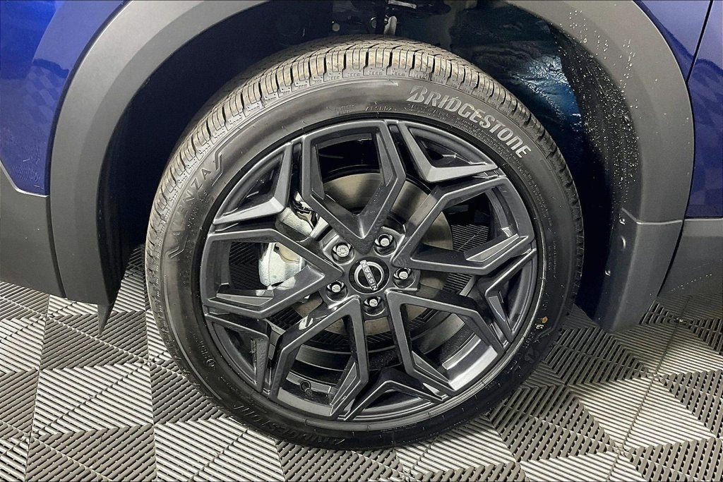 2027 Nissan Kicks SR
