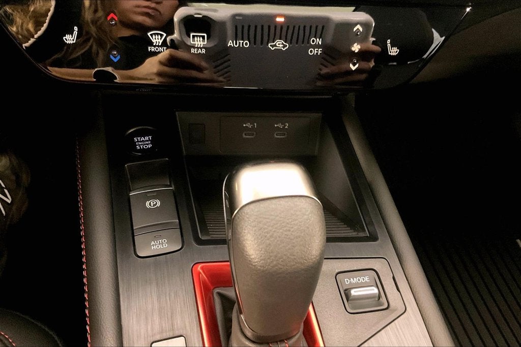 2027 Nissan Kicks SR