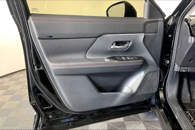 2027 Nissan Kicks SR