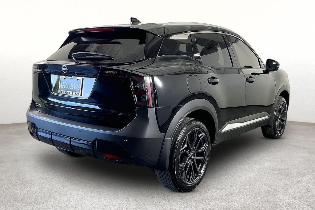 2027 Nissan Kicks SR