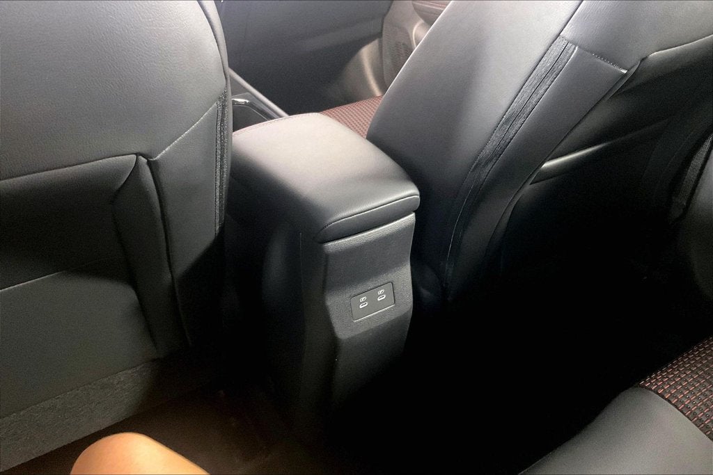 2027 Nissan Kicks SR