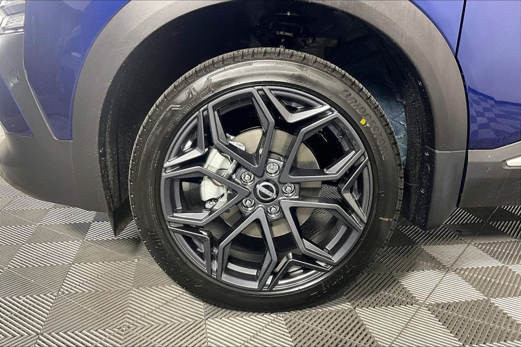 2027 Nissan Kicks SR