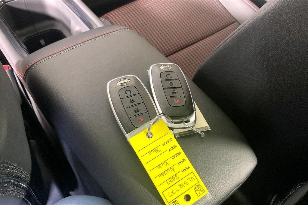 2027 Nissan Kicks SR