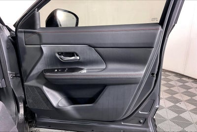 2027 Nissan Kicks SR