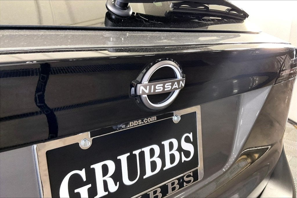 2027 Nissan Kicks SR