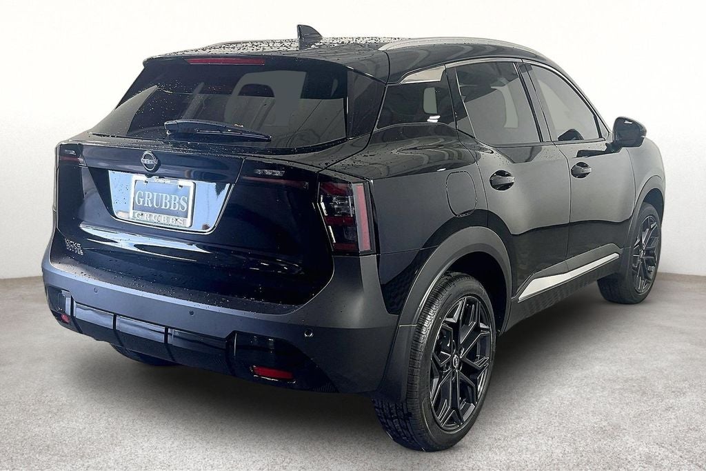 2027 Nissan Kicks SR