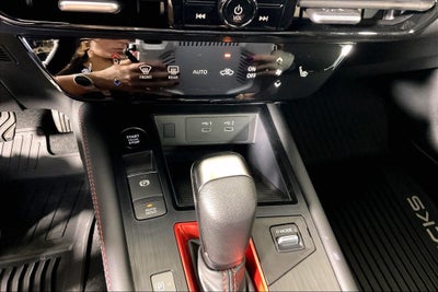 2027 Nissan Kicks SR