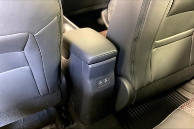 2027 Nissan Kicks SR