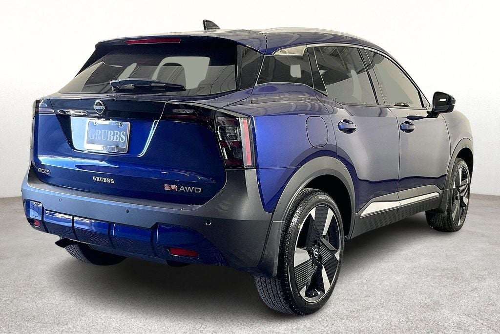 2026 Nissan Kicks SR