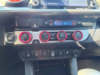 2022 Toyota Tacoma Limited V6