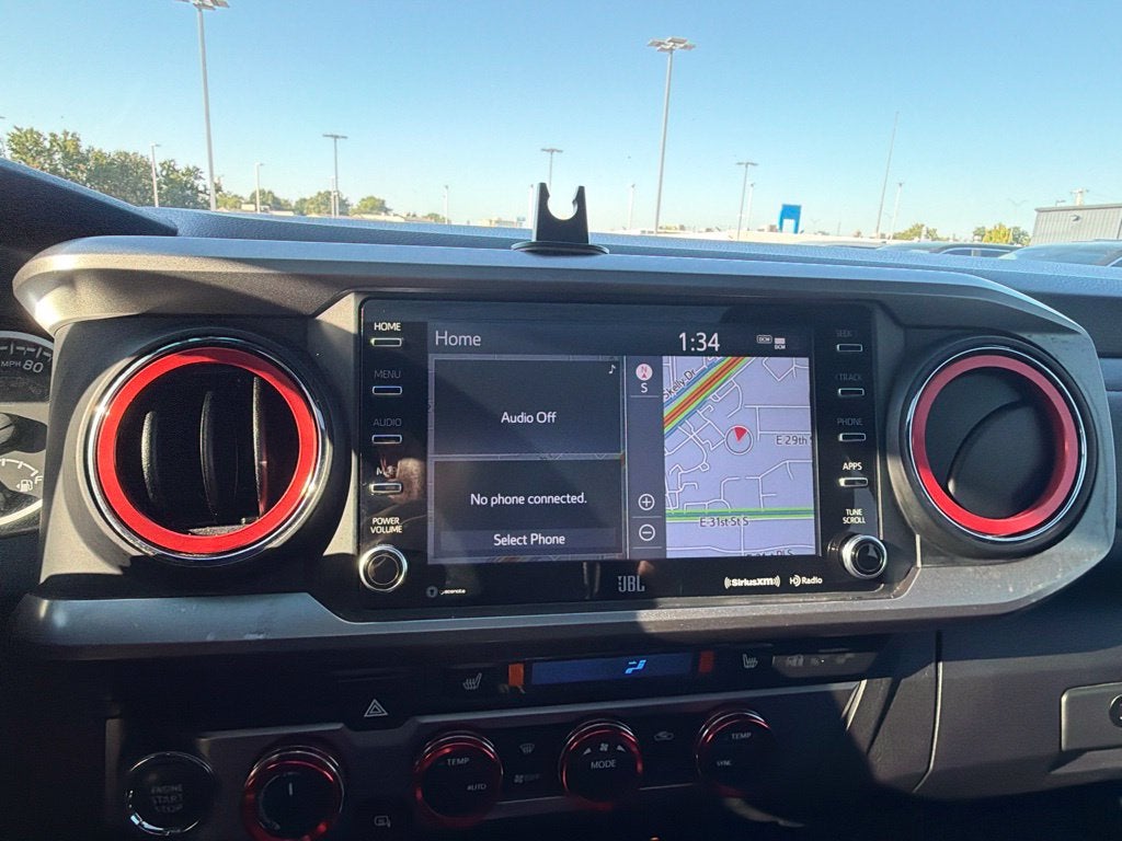 2022 Toyota Tacoma Limited V6