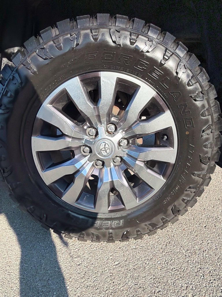 2022 Toyota Tacoma Limited V6