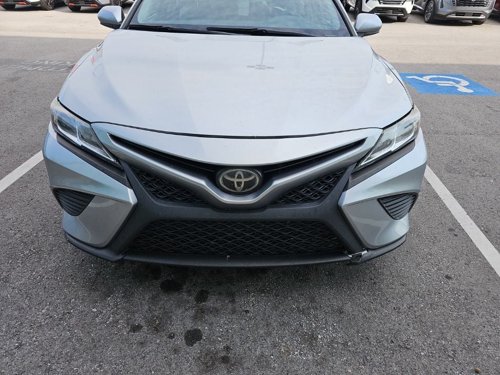 2018 Toyota Camry SE