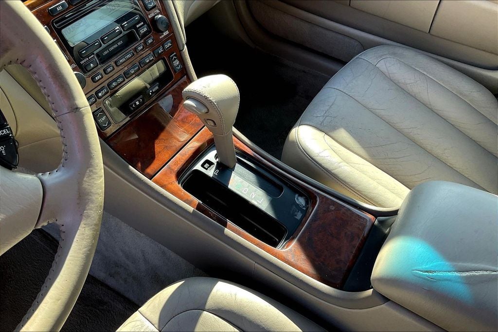 2000 Toyota Avalon XL