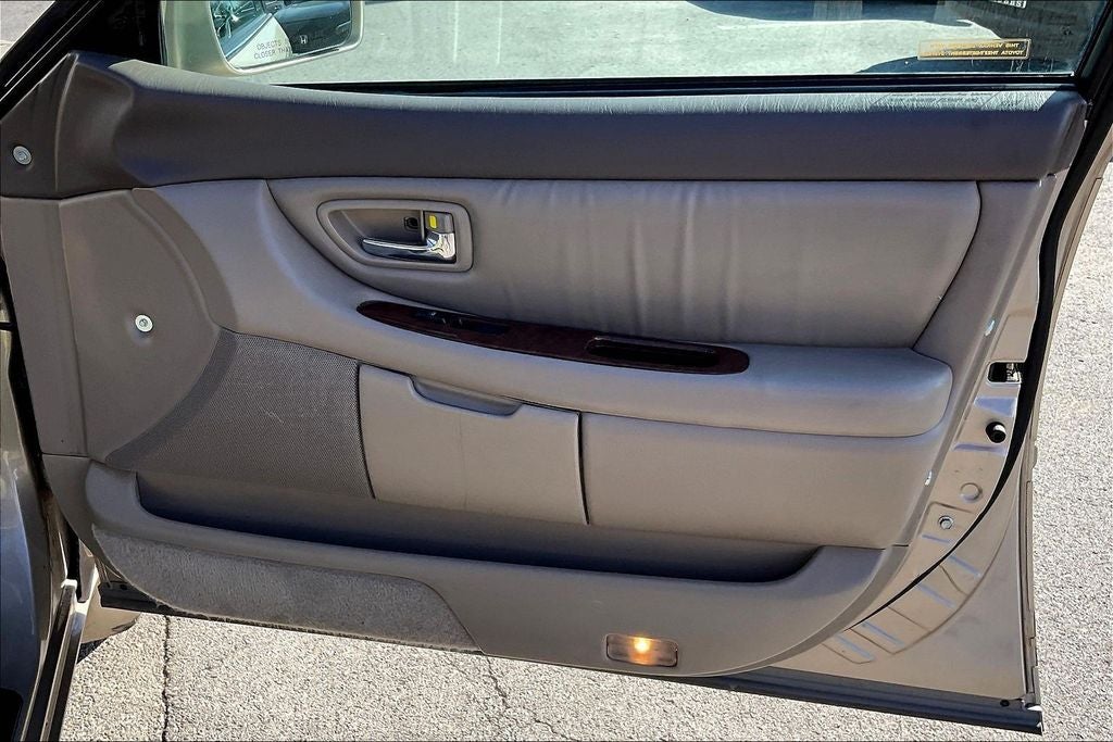 2000 Toyota Avalon XL