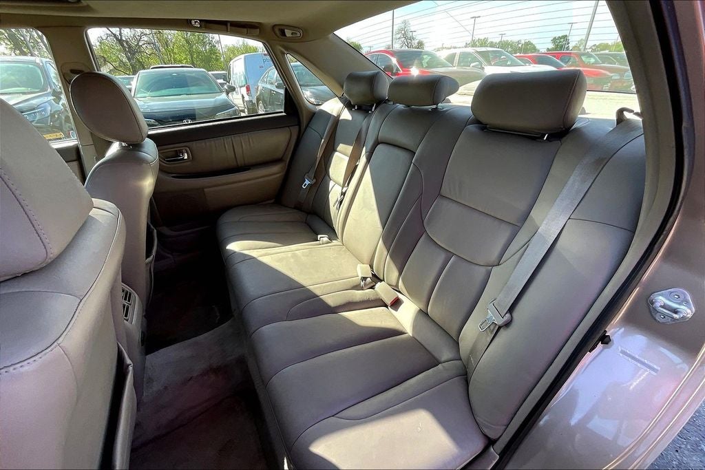 2000 Toyota Avalon XL