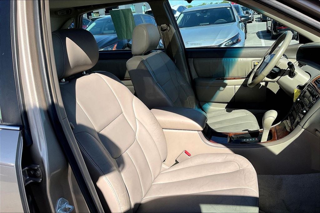 2000 Toyota Avalon XL