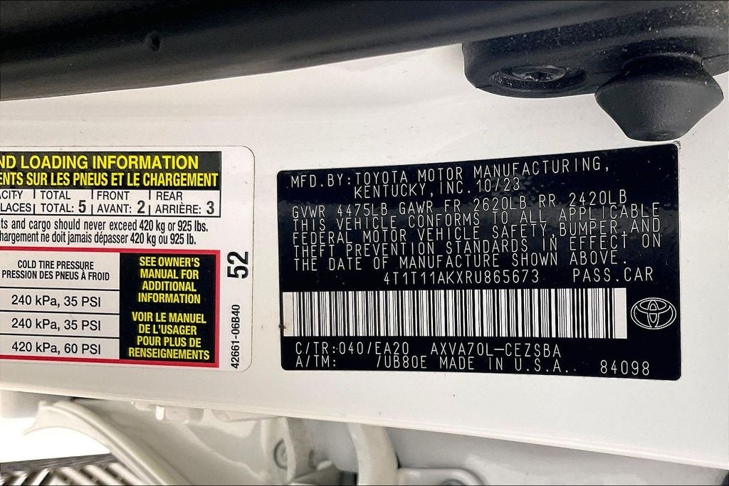 2024 Toyota Camry SE