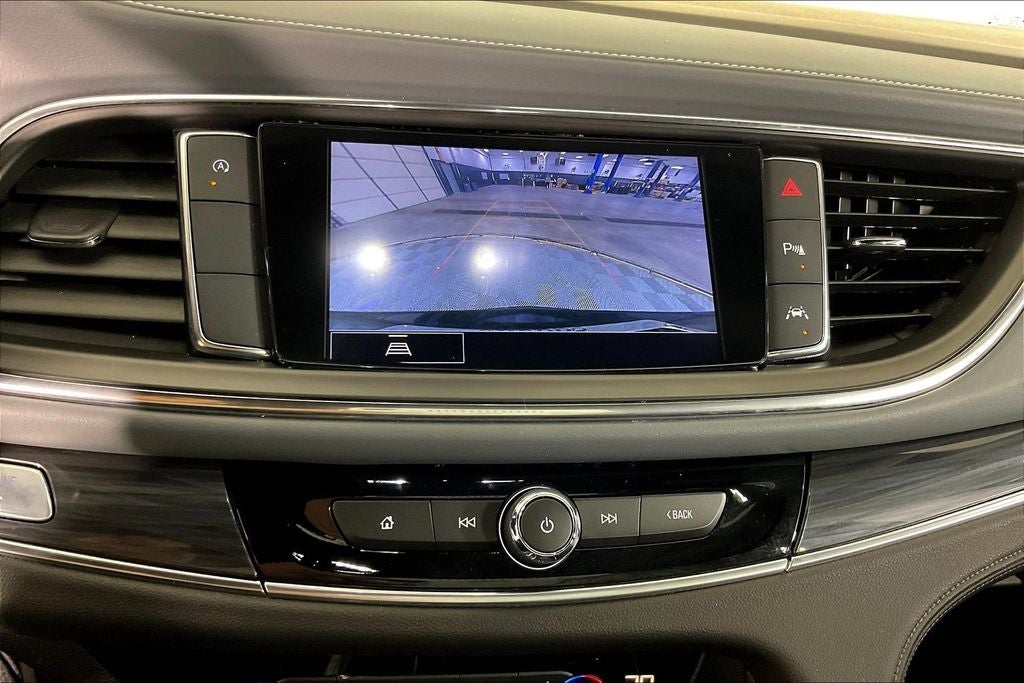 2022 Buick Enclave Essence