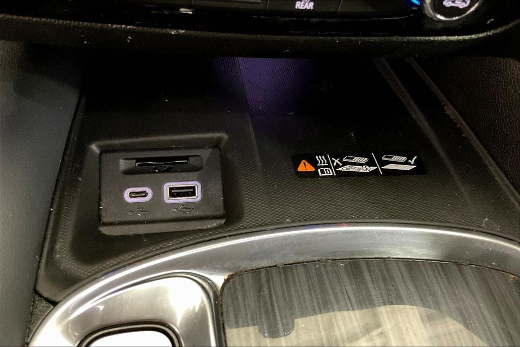 2022 Buick Enclave Essence