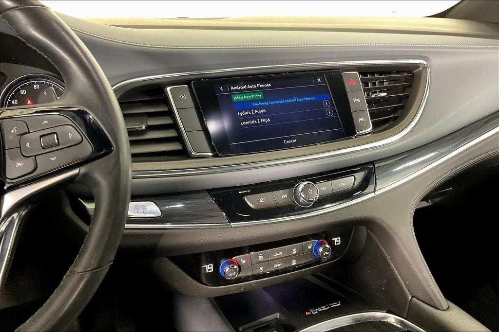 2022 Buick Enclave Essence