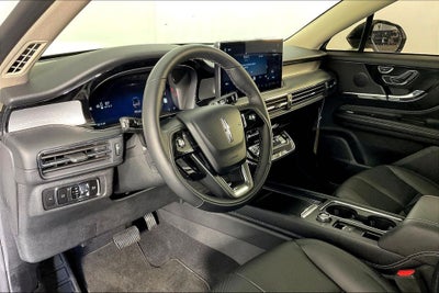 2026 Lincoln Corsair Premiere W/ Panoramic Sunroof