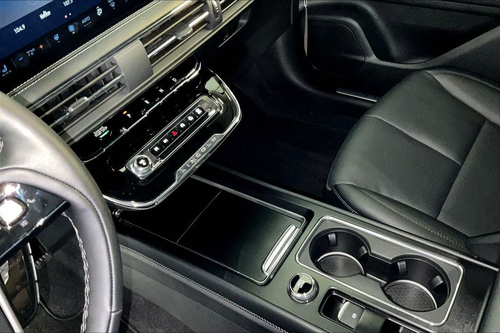 2026 Lincoln Corsair Premiere W/ Panoramic Sunroof