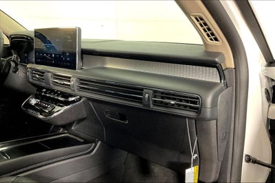 2026 Lincoln Corsair Premiere W/ Panoramic Sunroof