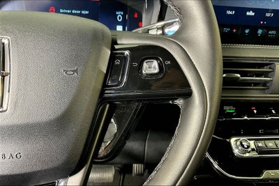 2026 Lincoln Corsair Premiere W/ Panoramic Sunroof