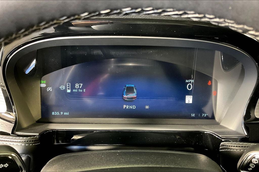 2026 Lincoln Corsair Premiere W/ Panoramic Sunroof