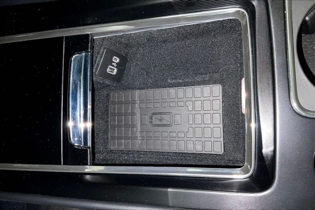 2026 Lincoln Corsair Premiere W/ Panoramic Sunroof