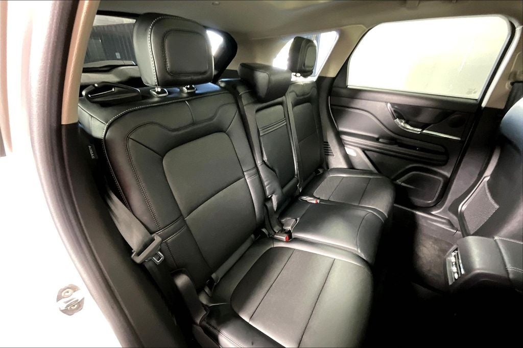 2026 Lincoln Corsair Premiere W/ Panoramic Sunroof