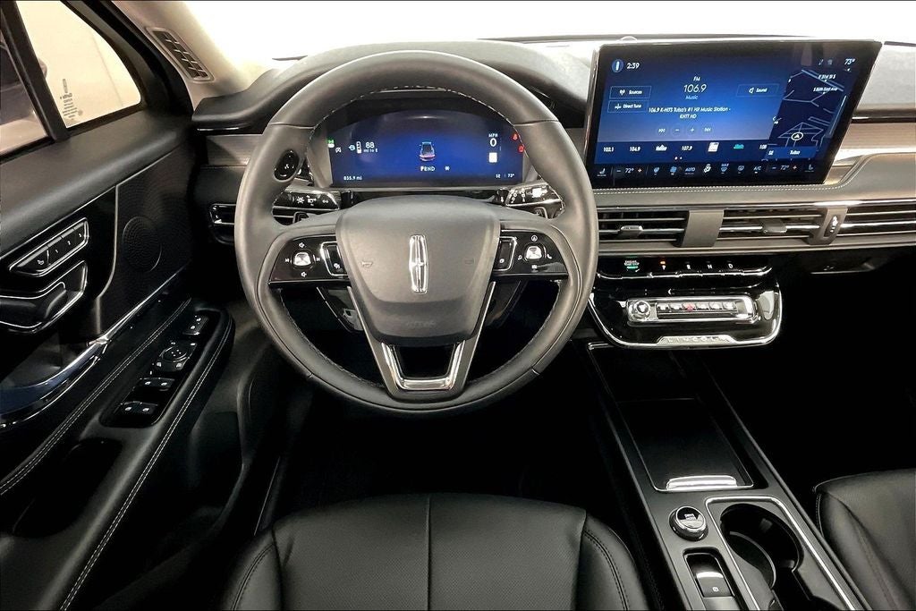 2026 Lincoln Corsair Premiere W/ Panoramic Sunroof