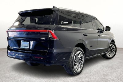 2025 Lincoln Navigator Reserve