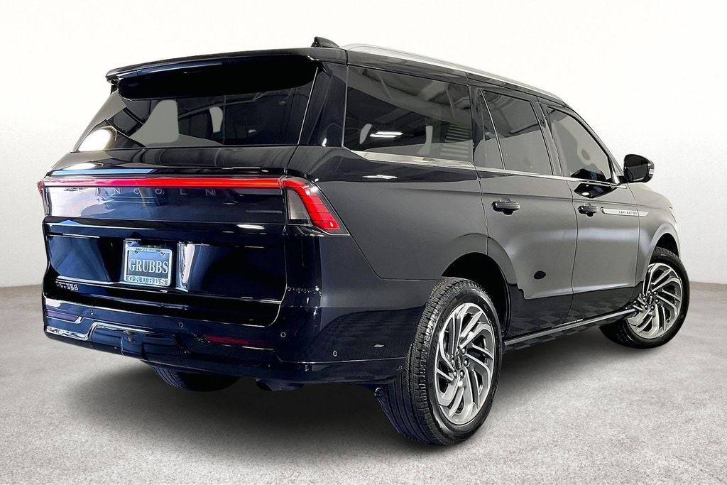 2025 Lincoln Navigator Reserve