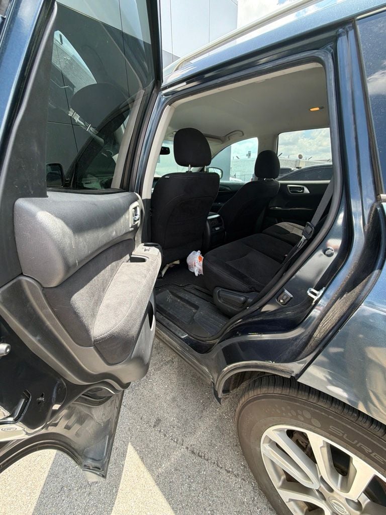 2015 Nissan Pathfinder SV
