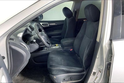 2015 Nissan Pathfinder SV