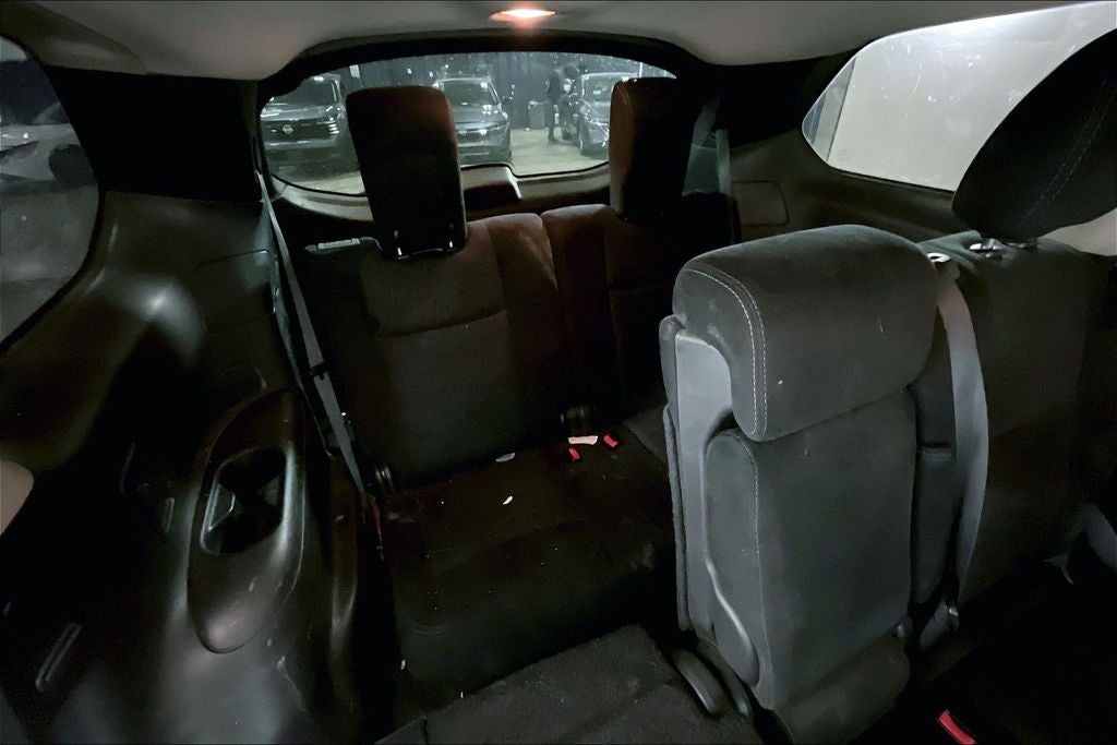 2015 Nissan Pathfinder SV