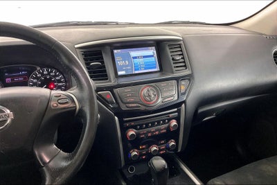 2015 Nissan Pathfinder SV