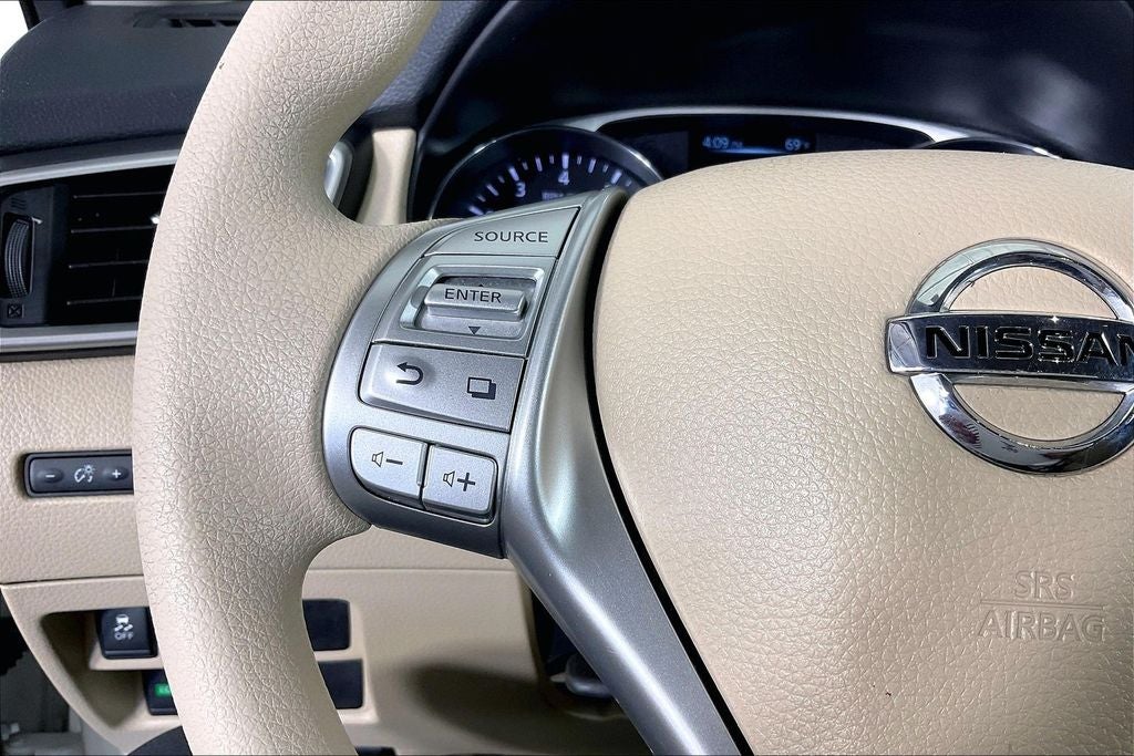 2015 Nissan Rogue SV