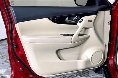 2020 Nissan Rogue SL