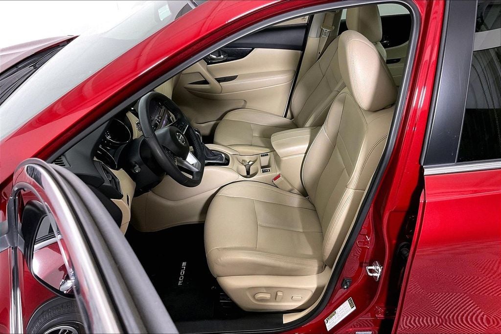 2020 Nissan Rogue SL