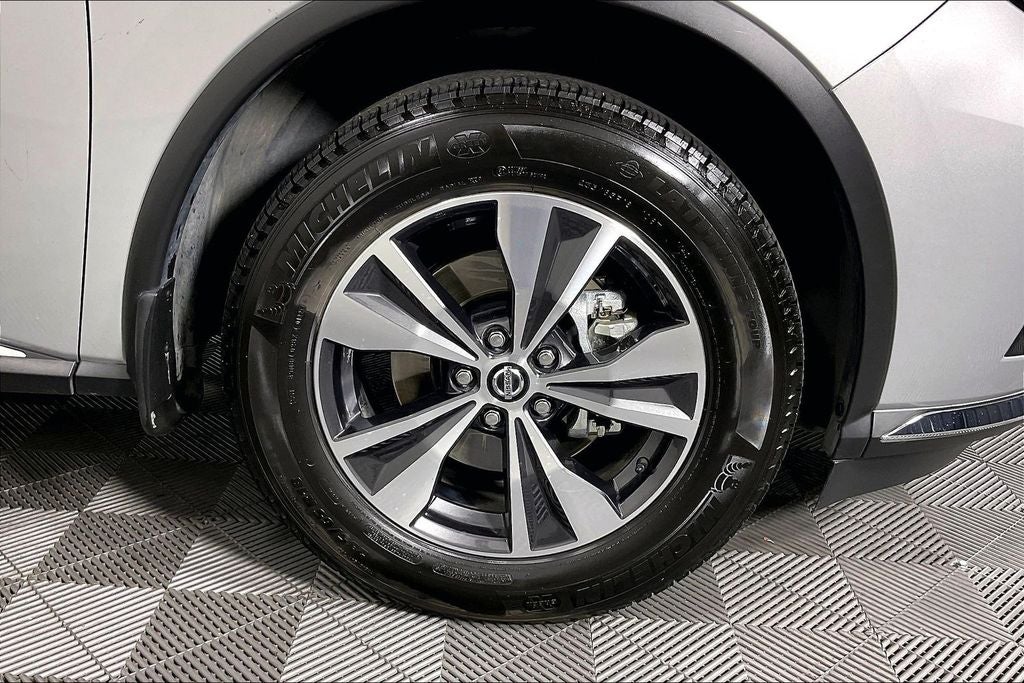 2022 Nissan Murano SV