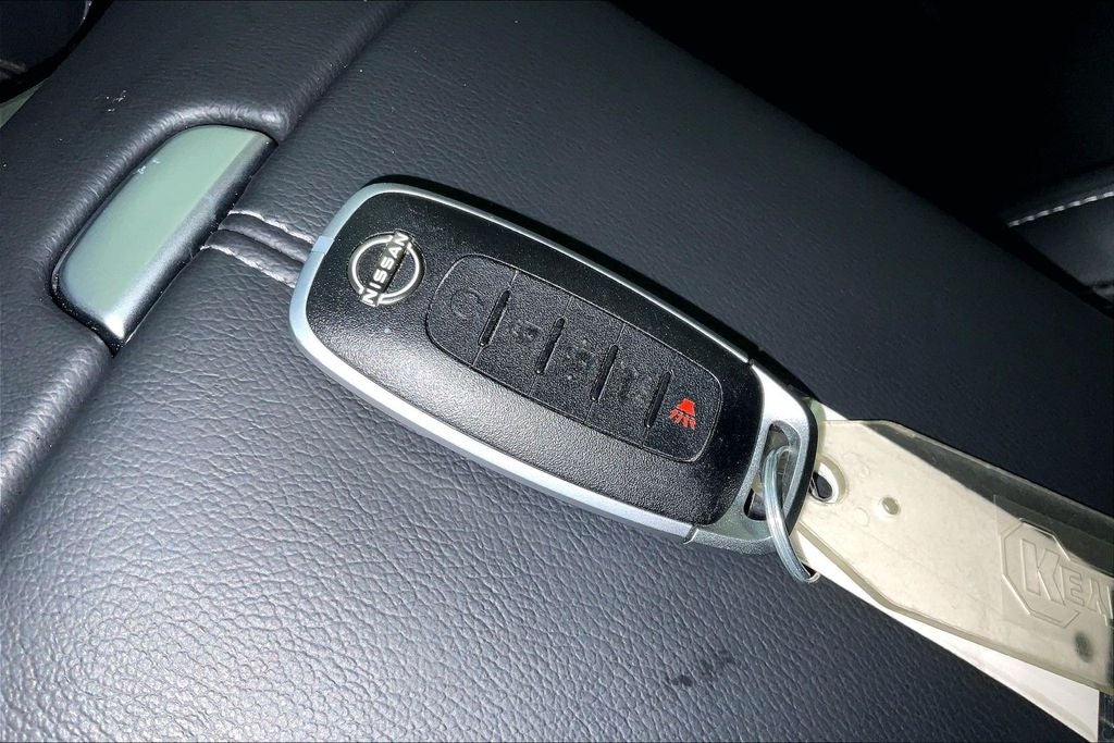 2025 Nissan Murano SL