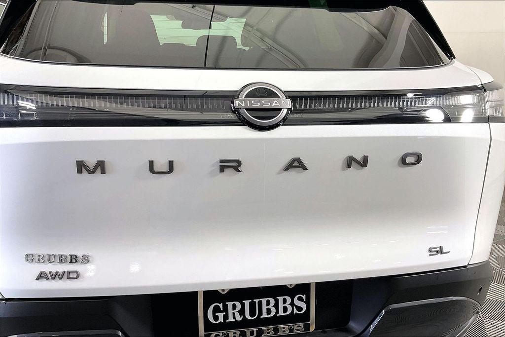 2025 Nissan Murano SL