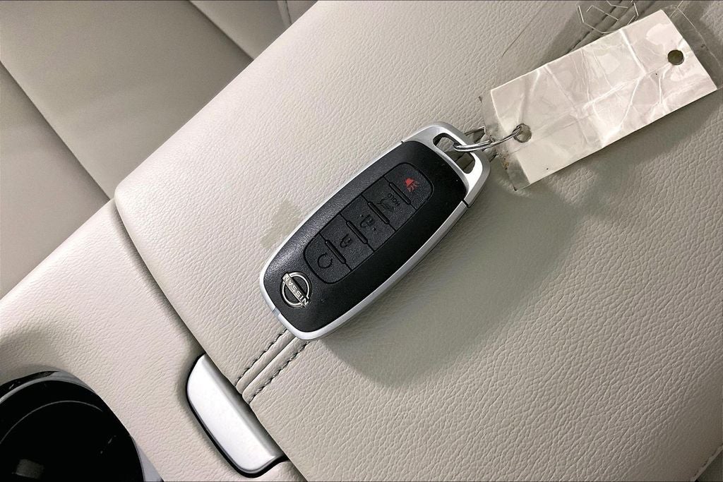 2025 Nissan Murano SL