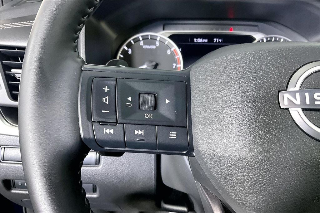 2025 Nissan Rogue SV