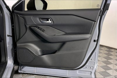 2027 Nissan Rogue SV